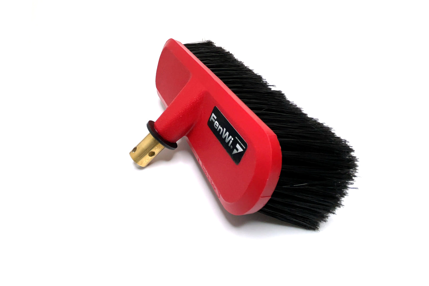 Die rote Bürste ist durch Synthetikborsten flexibel einsetzbar. Als Allrounder eignet sie sich für harte Steinoberflächen oder auch zur Reinigung unter Wasser.